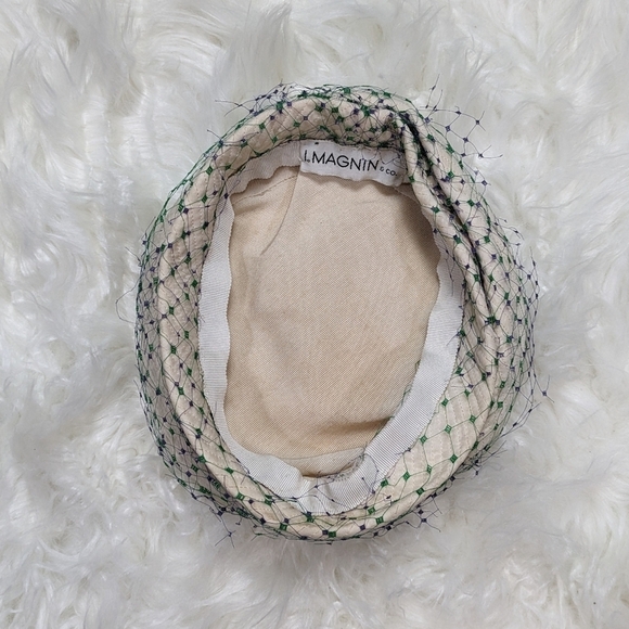 Vintage 40s I.‎ Magnin & Co. Cloche Style Cream Fascinator Ladies Net Derby Hat - Picture 4 of 5